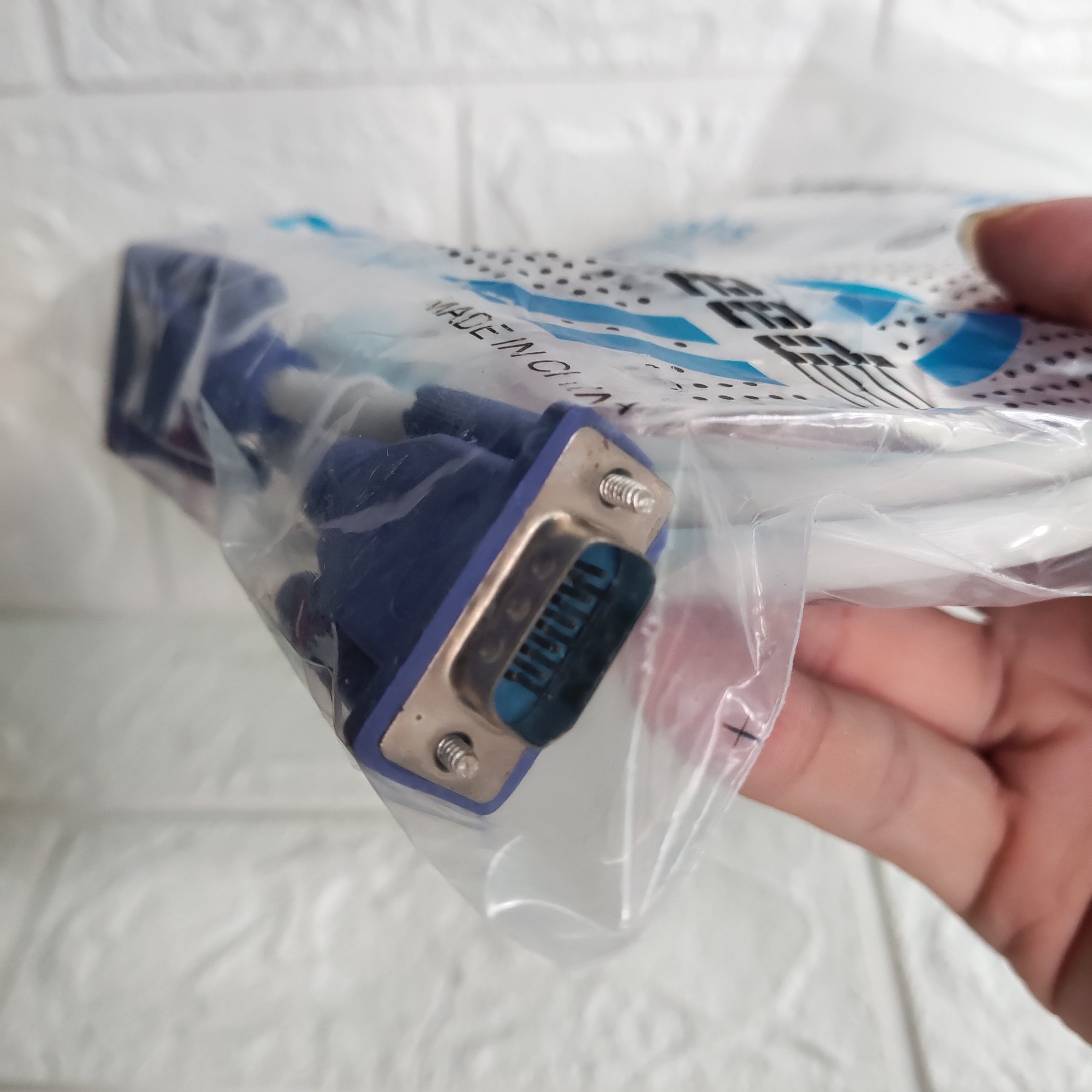 1 cap VGA 1.5m mau trang