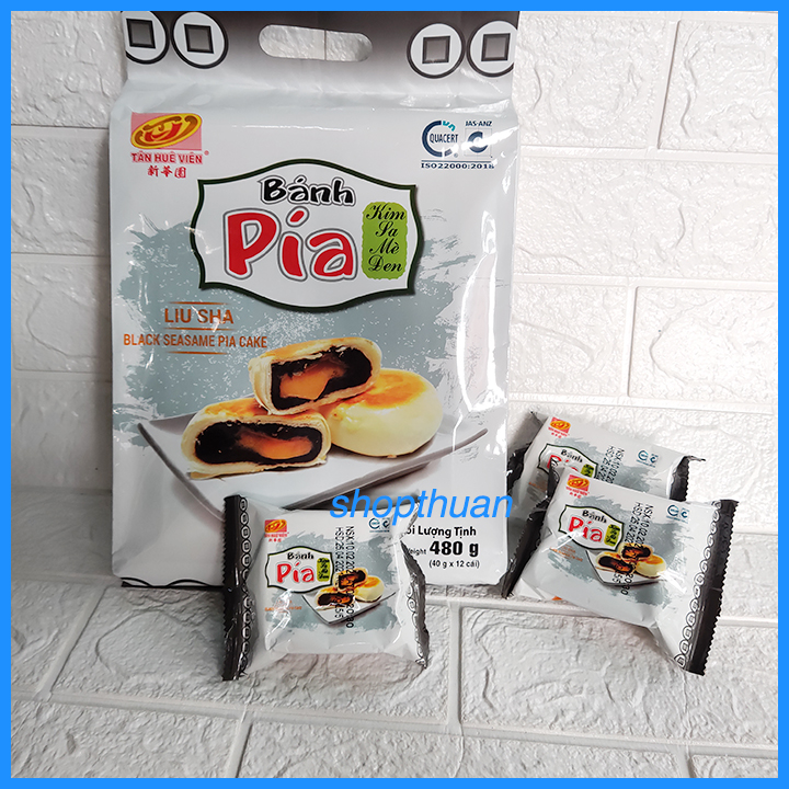 2 banh pia kim sa me den