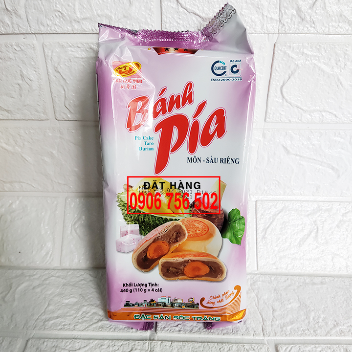 banh pia mon sau rieng 3 sao - tan hue vien Bánh pía môn sầu riêng 440 gr ( 4 cái x 110 gr )